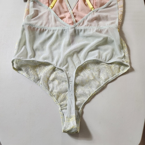 Auden Womens Pastel Floral Lace Thong Negligee/Teddy |S| |NWT| - Picture 6 of 11